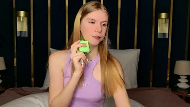 Snapshot of Morgan_Wardi chatting on February 5, 4:00 pm Morgan Wardi online show from February 5, 4:00 pm