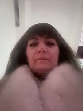 Butterfly8385 online show from February 28, 7:09 am