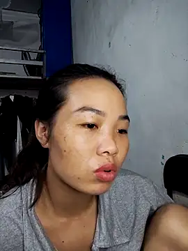 Snapshot of pusi_xinh chatting on October 20, 2:56 am pusi xinh online show from October 20, 2:56 am
