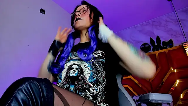 Evangelinejoness  online show from March 5, 12:01 pm