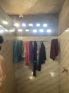 Snapshot of anne_baby2k chatting on October 23, 9:19 am anne baby2k online show from October 23, 9:19 am