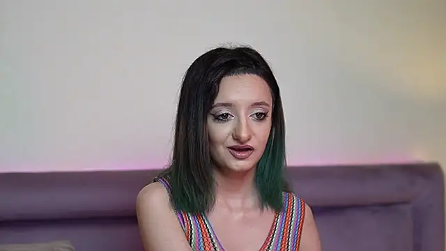 JoelleApril online show from March 30, 7:37 pm