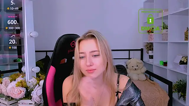 Lulu   Moon online show from November 16, 6:41 am