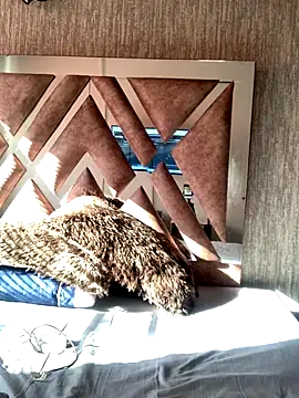 LunaMoore Pink online show from November 7, 12:38 pm