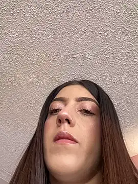 ElectraPink  online show from February 21, 1:34 pm