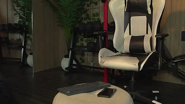 Reik Vonn online show from March 2, 12:23 pm