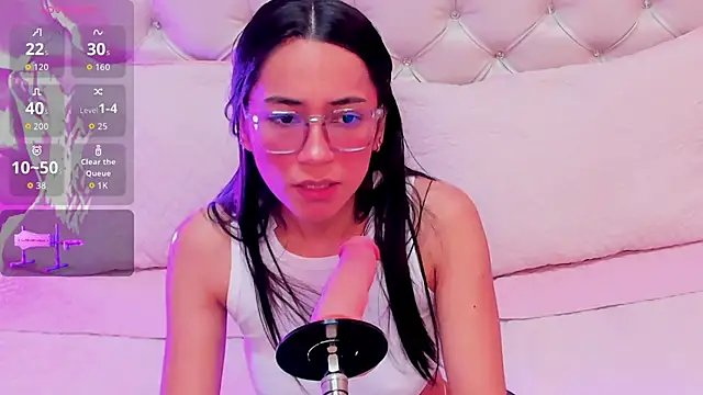 GabbiePrice online show from October 24, 1:51 pm