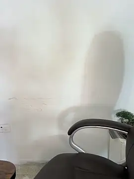  Isabella 1 online show from December 23, 2:42 am