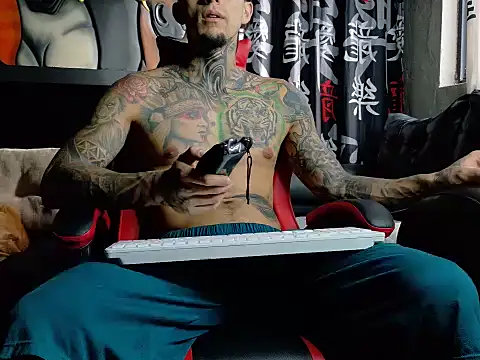 Molotov Explosive online show from October 27, 9:30 pm