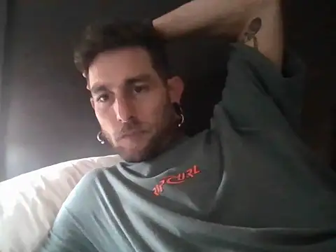 Snapshot of sageden chatting on October 11, 2:22 am sageden online show from October 11, 2:22 am