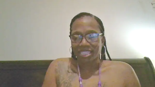 SweetCandy85 online show from October 15, 3:06 am