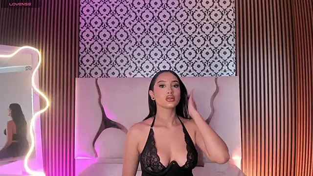 BEELLA TAY1 online show from February 22, 12:15 pm