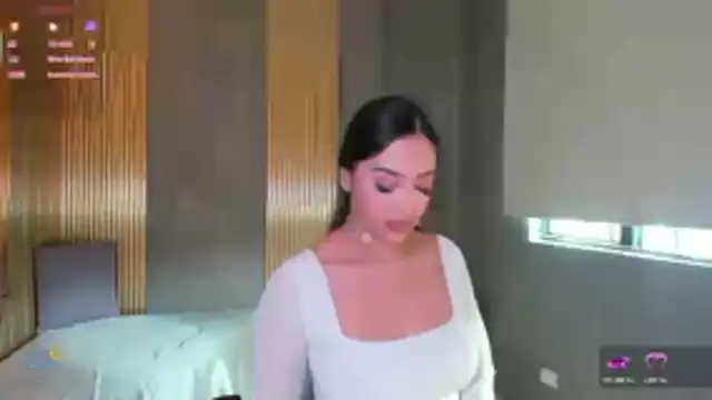 BEELLA TAY1 online show from April 8, 2:39 pm