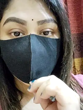 Snapshot of Tanha18 chatting on October 13, 1:00 pm Tanha18 online show from October 13, 1:00 pm