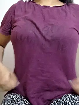 Snapshot of Tanha18 chatting on October 24, 10:50 pm Tanha18 online show from October 24, 10:50 pm