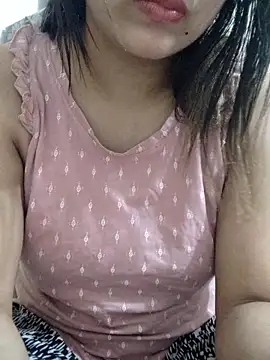 Snapshot of Tanha18 chatting on November 11, 8:58 am Tanha18 online show from November 11, 8:58 am