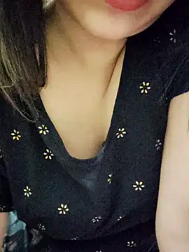 Snapshot of Tanha18 chatting on December 17, 1:00 am Tanha18 online show from December 17, 1:00 am