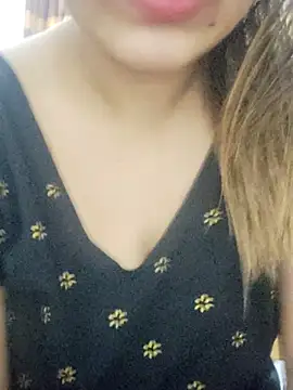 Snapshot of Tanha18 chatting on January 13, 12:21 pm Tanha18 online show from January 13, 12:21 pm