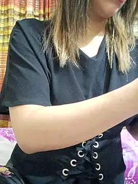 Tanha18 online show from February 8, 1:09 am