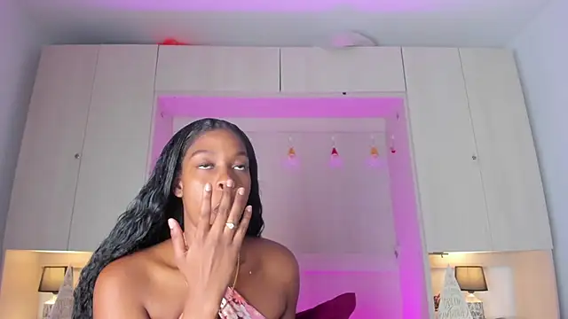 MaraBaker online show from November 27, 8:11 pm