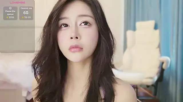 yiyi 3523 online show from March 4, 1:44 am