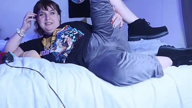 BellaBlueBBW online show from February 10, 11:36 am