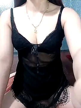 LeanaLy online show from June 2, 12:34 am