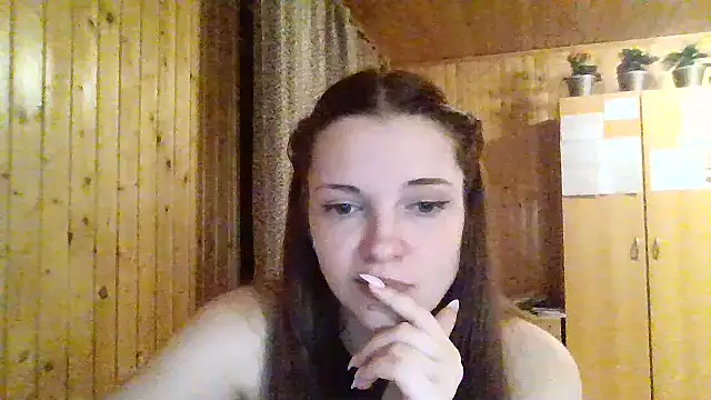 AmeliieLaFleur online show from April 5, 9:23 pm