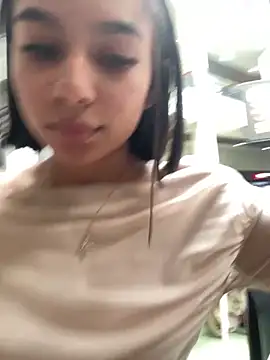 AlyssaRay online show from February 12, 6:14 pm