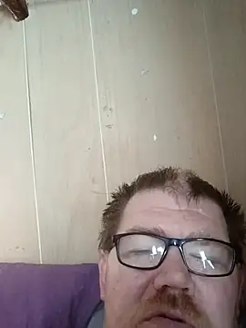 Snapshot of Spencer8181 chatting on November 5, 3:01 pm Spencer8181 online show from November 5, 3:01 pm