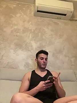 Camaraman05 online show from February 21, 6:47 am