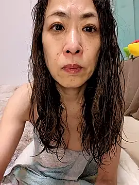 Snapshot of jyuse000ryuse chatting on February 1, 12:48 pm jyuse000ryuse online show from February 1, 12:48 pm