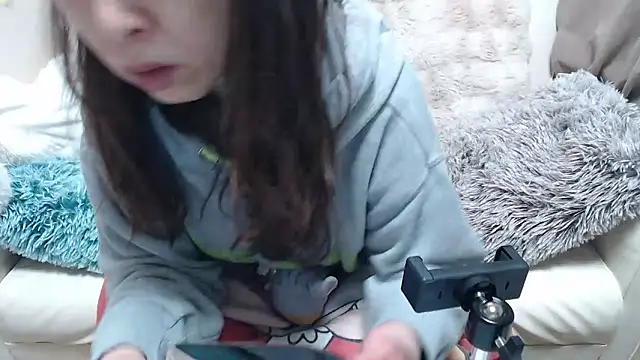 Snapshot of jyuse000ryuse chatting on February 21, 8:59 am jyuse000ryuse online show from February 21, 8:59 am