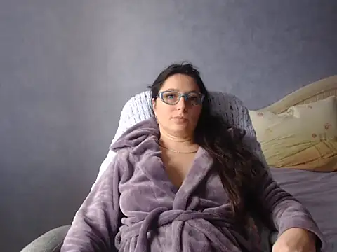 LuckyLisa23 online show from January 8, 11:34 am