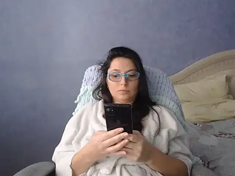 LuckyLisa23 online show from January 15, 11:59 am