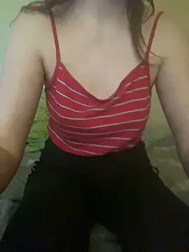 KittieCreme online show from May 8, 1:49 pm
