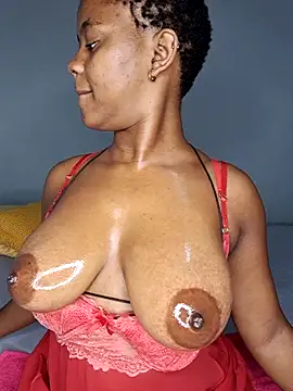 Snapshot of certifiedhottie2025 chatting on January 16, 9:02 am certifiedhottie2025 online show from January 16, 9:02 am