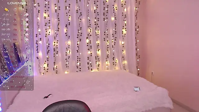 Snapshot of Lilith_Sora chatting on February 9, 10:47 pm Lilith Sora online show from February 9, 10:47 pm