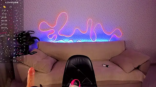 Snapshot of Lilith_Sora chatting on February 15, 10:17 pm Lilith Sora online show from February 15, 10:17 pm