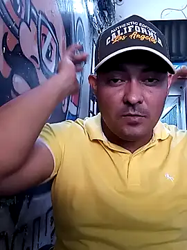 Snapshot of sexyandres_23 chatting on March 12, 8:15 pm sexyandres 23 online show from March 12, 8:15 pm