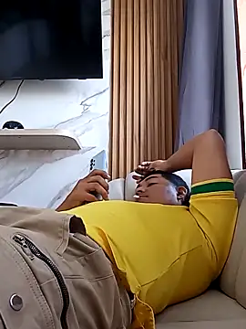 Snapshot of sexyandres_23 chatting on March 13, 8:26 pm sexyandres 23 online show from March 13, 8:26 pm