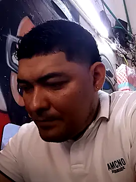 Snapshot of sexyandres_23 chatting on March 18, 2:09 pm sexyandres 23 online show from March 18, 2:09 pm