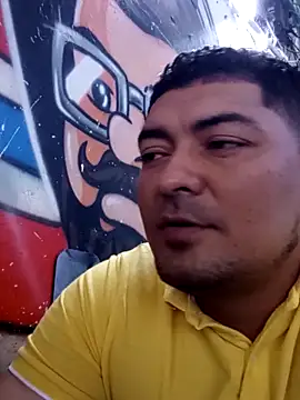 Snapshot of sexyandres_23 chatting on March 20, 2:00 pm sexyandres 23 online show from March 20, 2:00 pm
