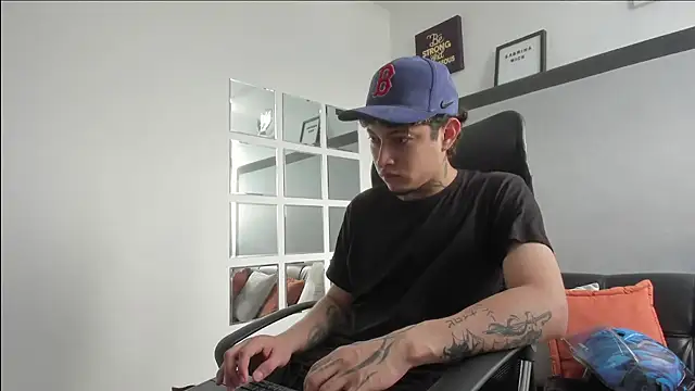 Sky Wild online show from October 30, 8:20 pm