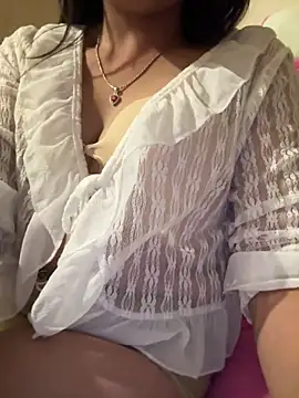 -Paige- online show from March 19, 12:20 pm