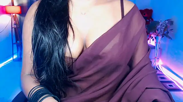Rashiii  online show from May 20, 3:34 am