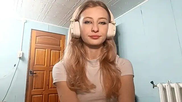 AmeliLia online show from October 14, 3:02 pm