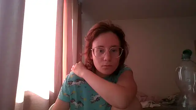 Snapshot of LuckySLove chatting on July 2, 3:29 pm LuckySLove online show from July 2, 3:29 pm