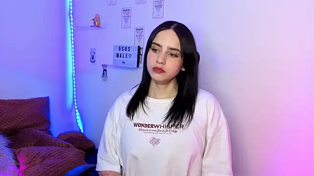 Emily Lindey online show from February 10, 3:43 am