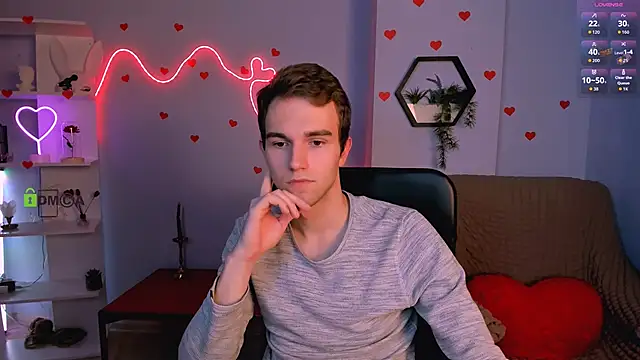 astren villo online show from February 14, 4:20 am